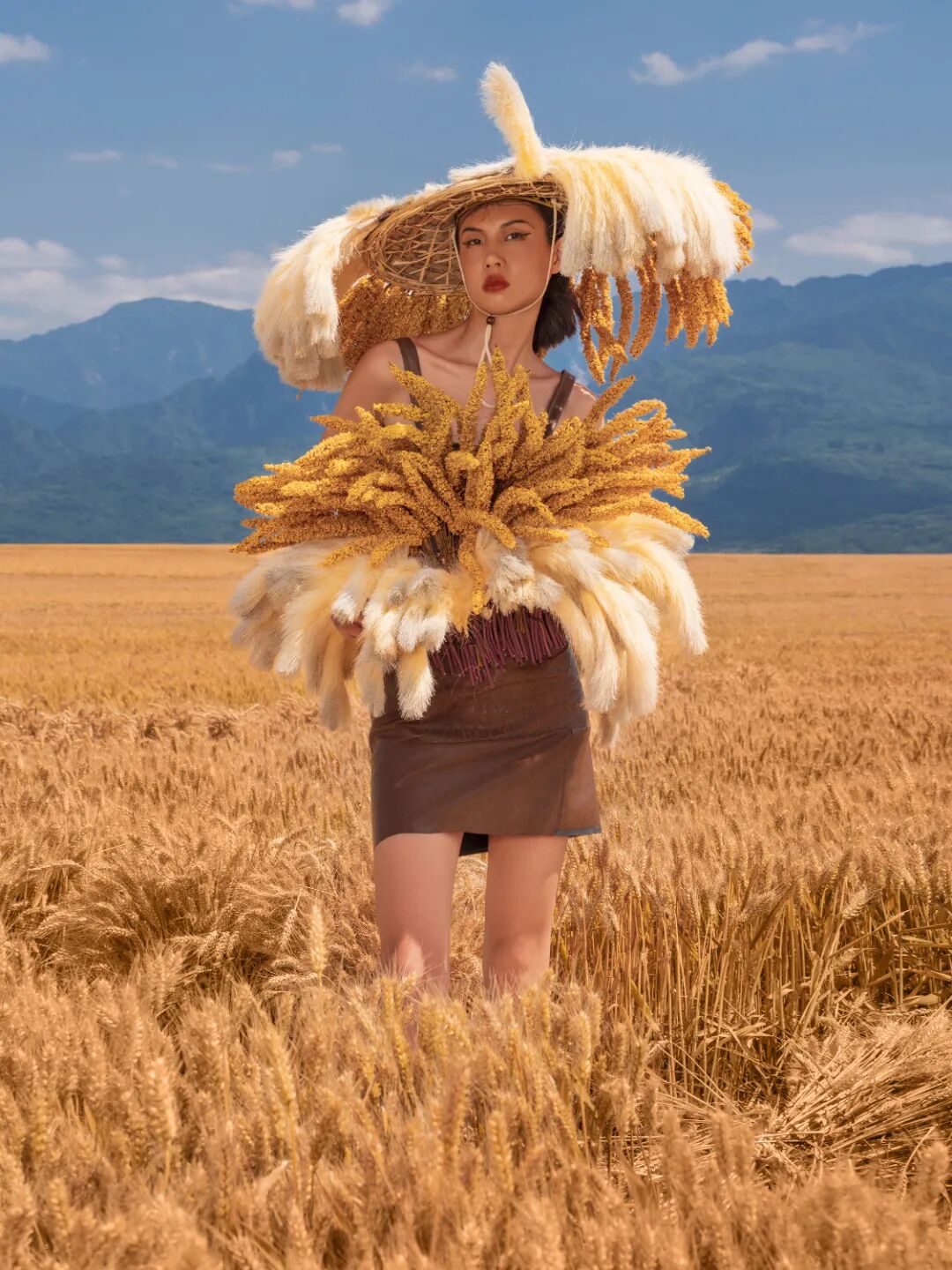 《周原衣语服饰秀》荣获美国缪斯设计奖铂金奖! 1 (25).jpg