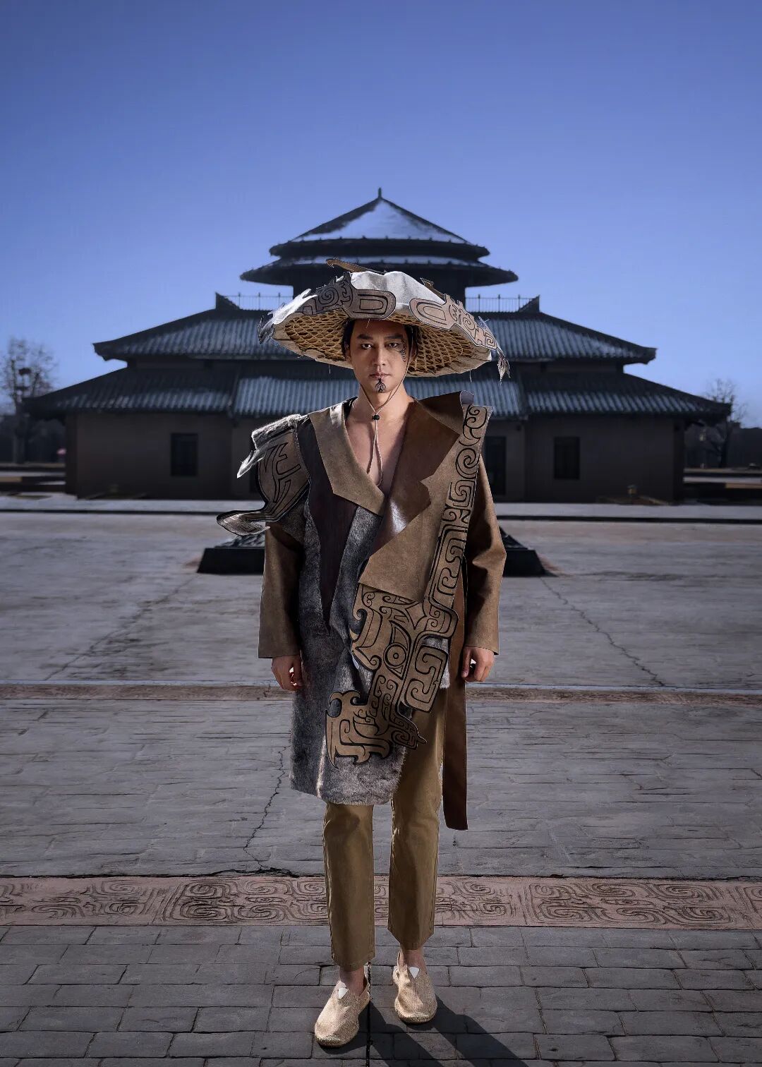 《周原衣语服饰秀》荣获美国缪斯设计奖铂金奖! B0005270 拷贝.jpg