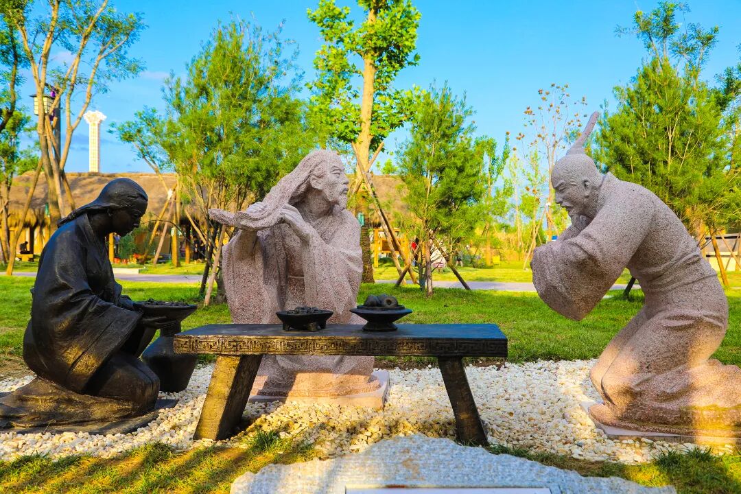 《周原衣语服饰秀》荣获美国缪斯设计奖铂金奖! 吐哺握发.jpg