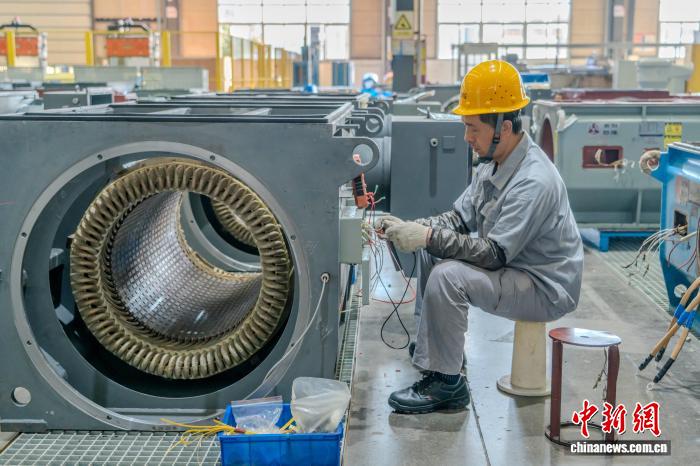 河南南阳:防爆企业赶制订单供应海内外市场