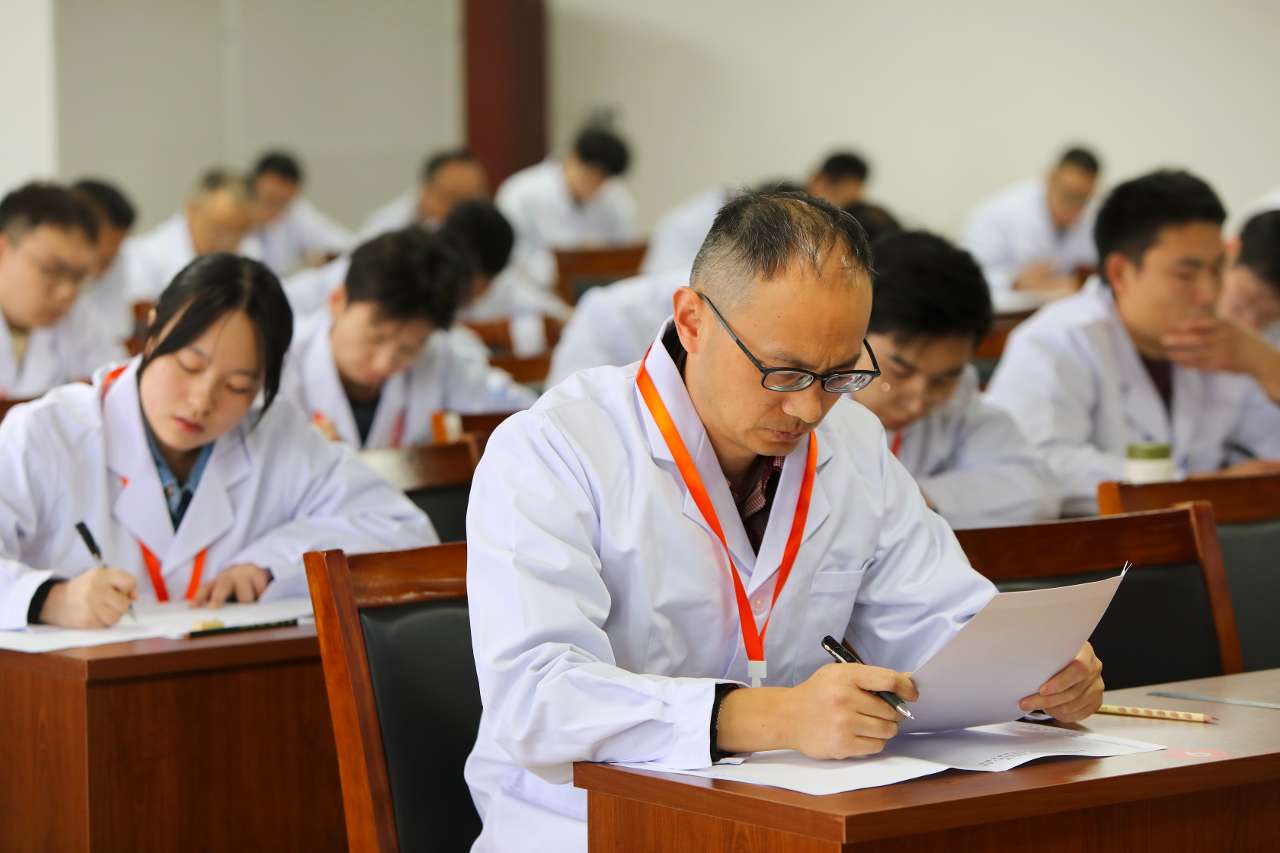 “湖北工匠杯”技能大赛——全省民政行业职业技能（假肢矫形类）竞赛在汉开幕