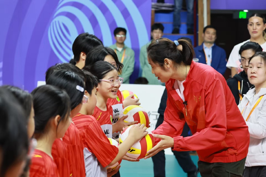 朱婷化身“朱指导” 助力豫排联赛“更燃更爆”