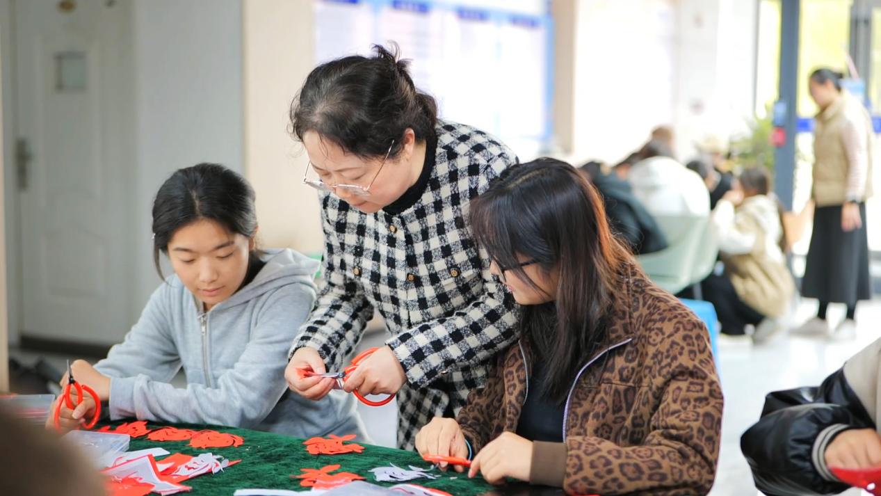 宁夏工商职业技术大学：学生社团进驻“一站式”社区