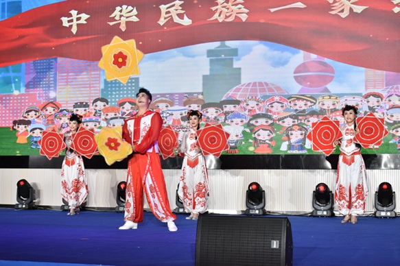 第十五届海峡两岸曲艺欢乐汇在福建平潭举办 第十五届海峡两岸曲艺欢乐汇在福建平潭举办