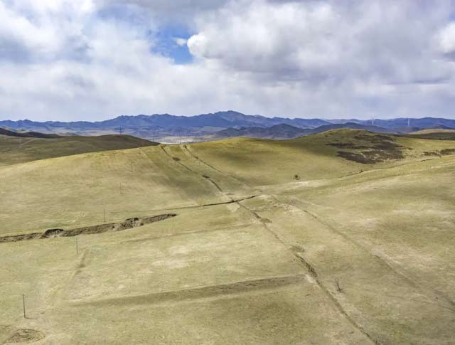 西辽河印记 | 雄壕卧野 薪火续今 西辽河印记 | 雄壕卧野 薪火续今