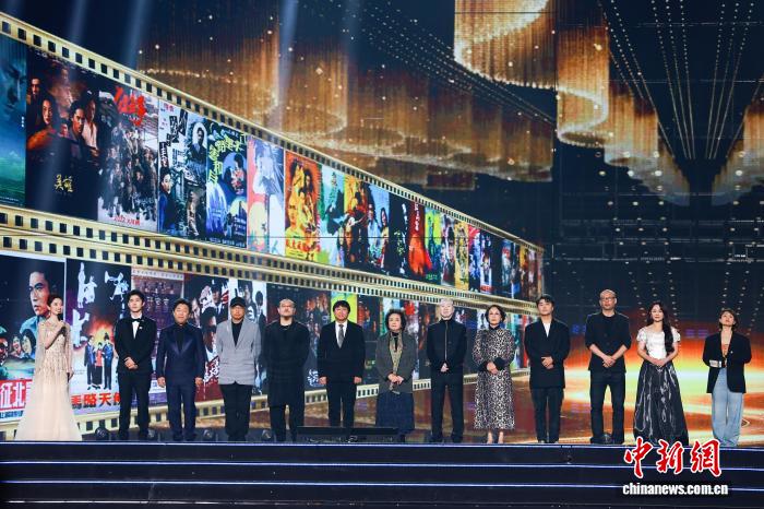 2025长江文化艺术季闭幕式在湖北宜昌举行