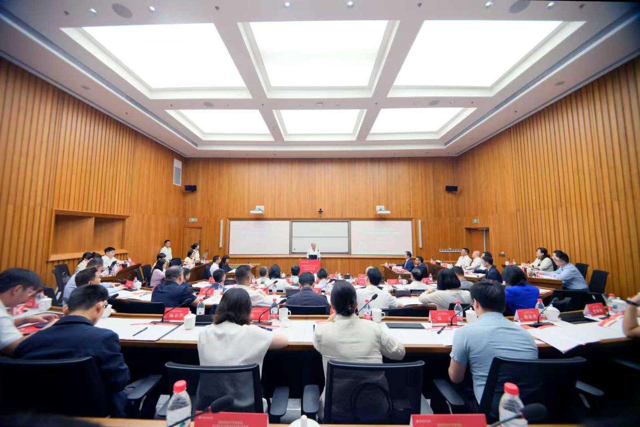 第五届新时代改革开放论坛在深圳改革开放干部学院举行