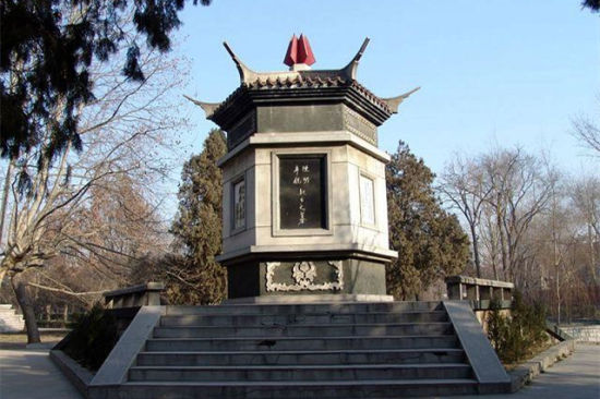 孙继业：沂蒙之花