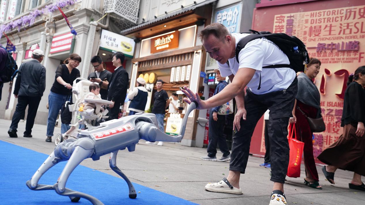 2025年福建省消防宣传月主题活动暨“智慧消防”嘉年华在厦门举办