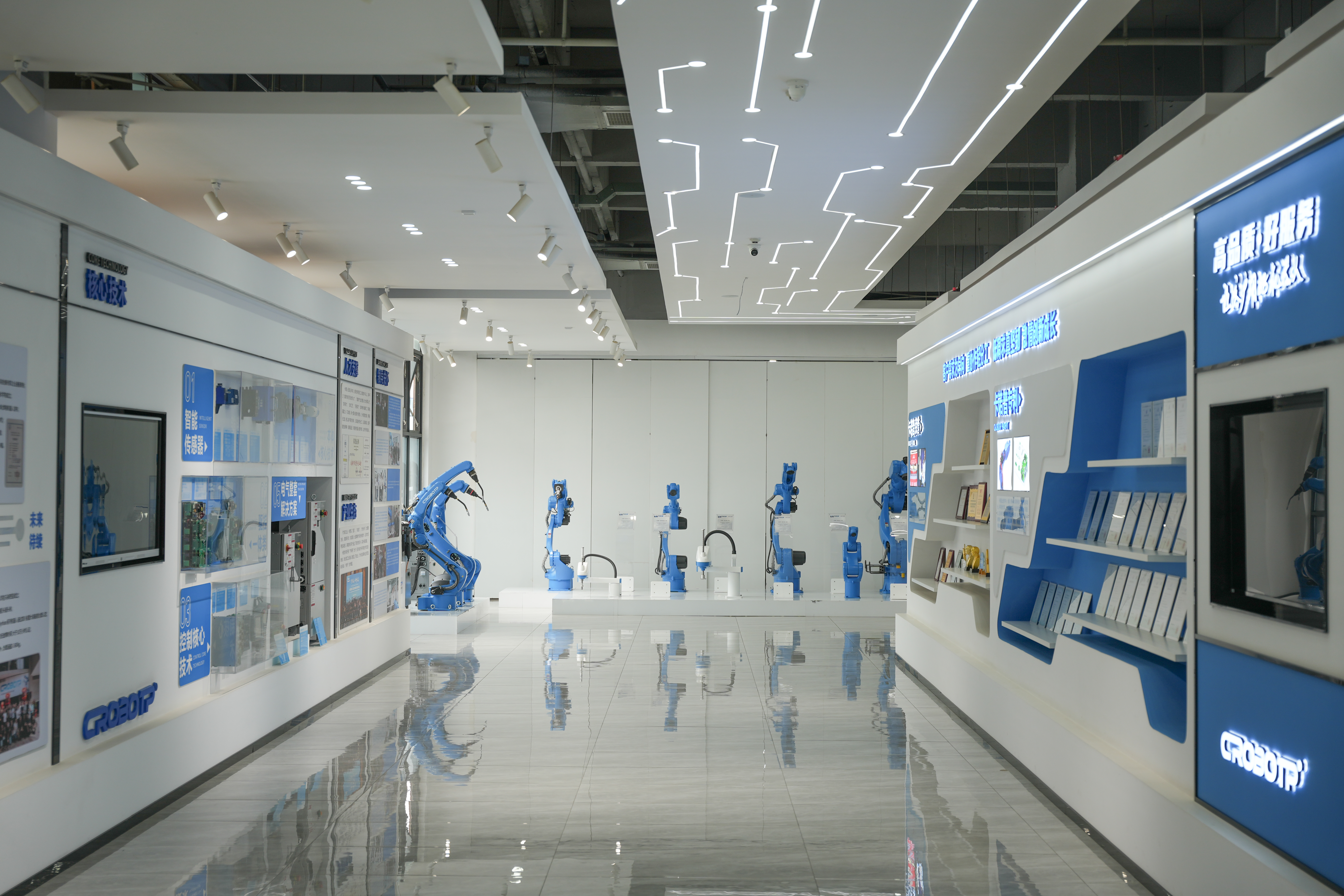 成都,以特色“链”未来 WechatIMG0024f5bfea77dc4bd6fccbeaa0a2a949.jpeg