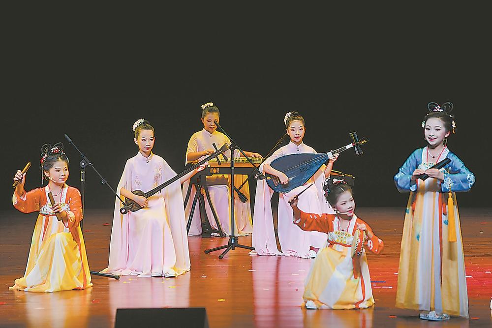 福建省在第二十届群星奖中创下历史佳绩——春犁沃土 秋摘星芒