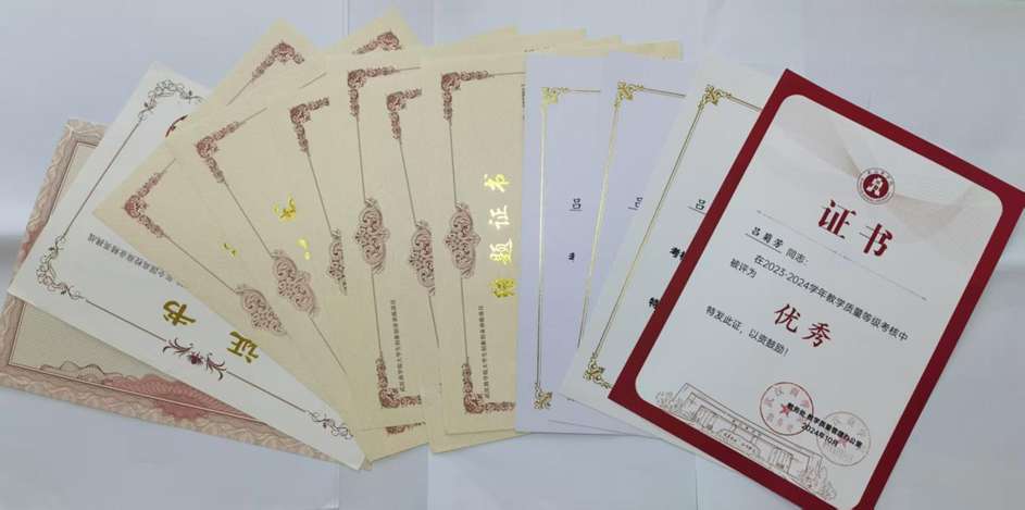 武汉商学院：小小“卡牌”让教育“活”起来