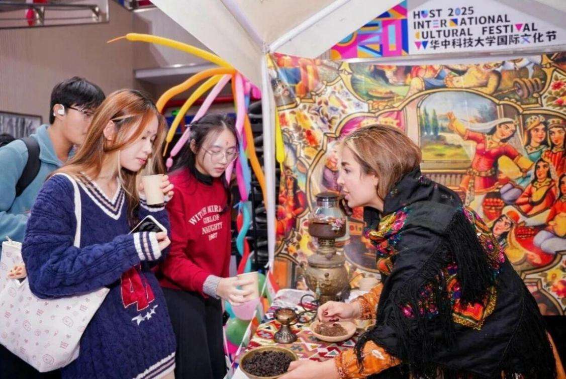 2025年华中科技大学国际文化节举行