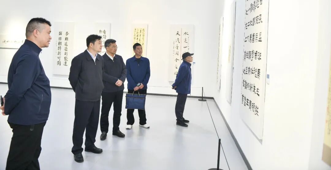 “涟水湘山俱有灵——曾国藩家风文化湘潭娄底书法联展”在娄开幕