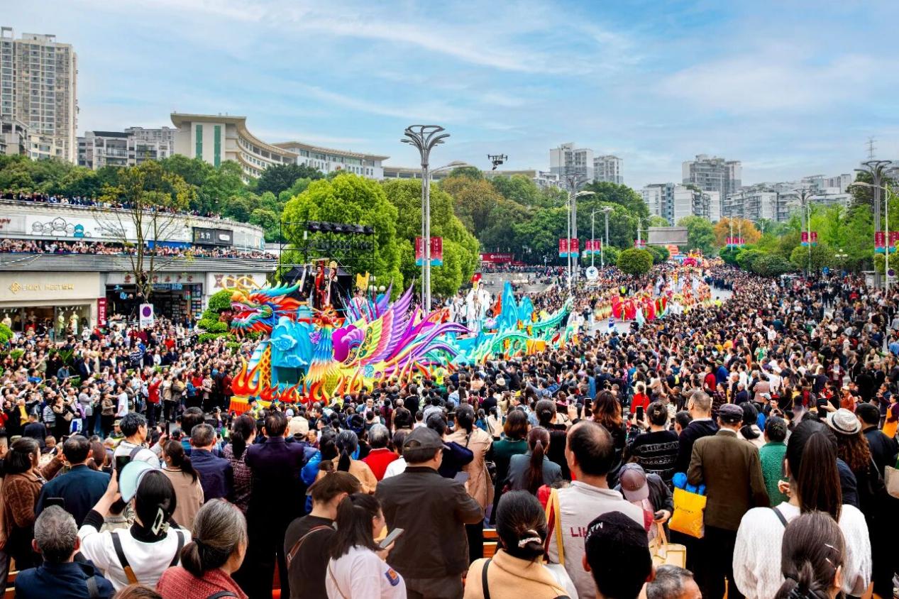 重庆丰都“十四五”答卷：GDP年均增6.2%超全市 产业跃升城乡蝶变文旅出圈绘就协同发展新图景