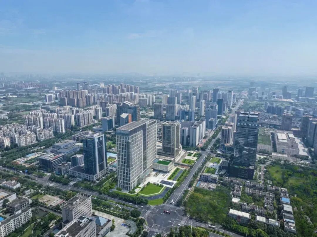 智能机器人产业集群跻身“国家队”? 西部机器人产业高地加速崛起 智能机器人产业集群跻身“国家队”? 西部机器人产业高地加速崛起