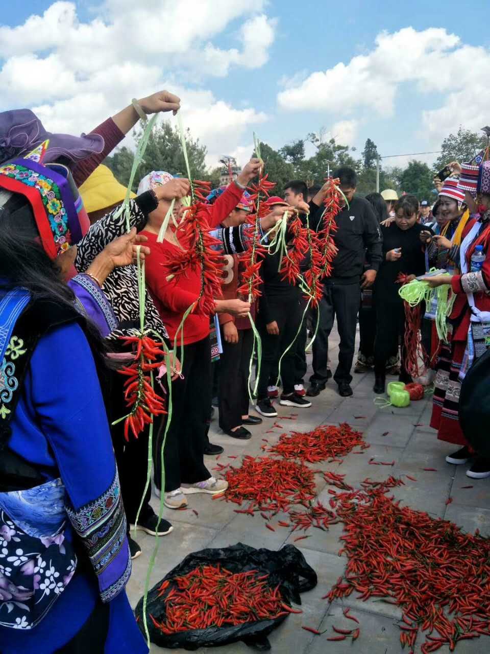 和和美美阿着底