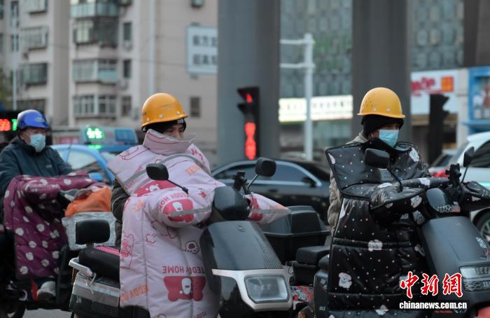 冷空气来袭河北多地大幅降温