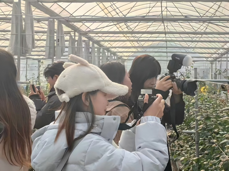 以专业视角挖掘乡村亮点 重庆高校传媒学院师生开展实践教学