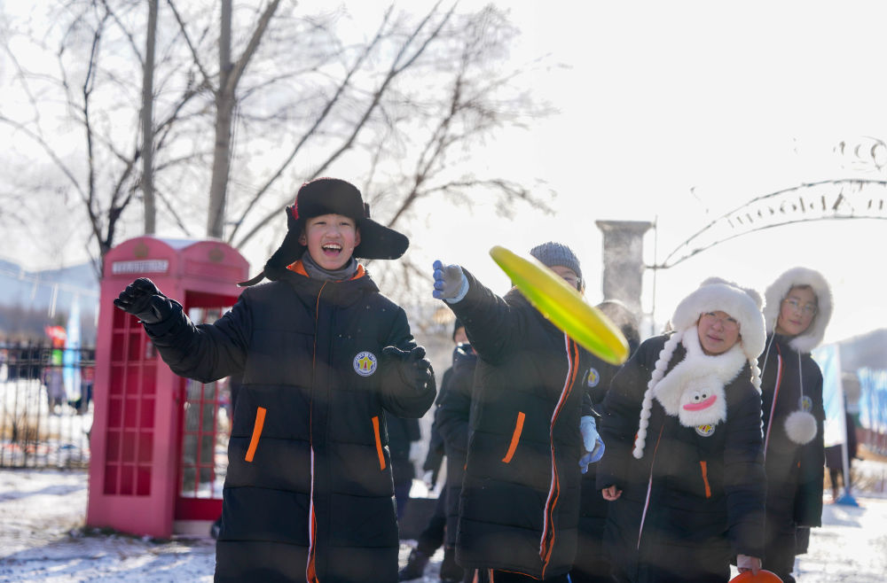 爱上冰雪、强健体魄、带动消费——吉林省“冰雪假期”一线观察 爱上冰雪、强健体魄、带动消费——吉林省“冰雪假期”一线观察
