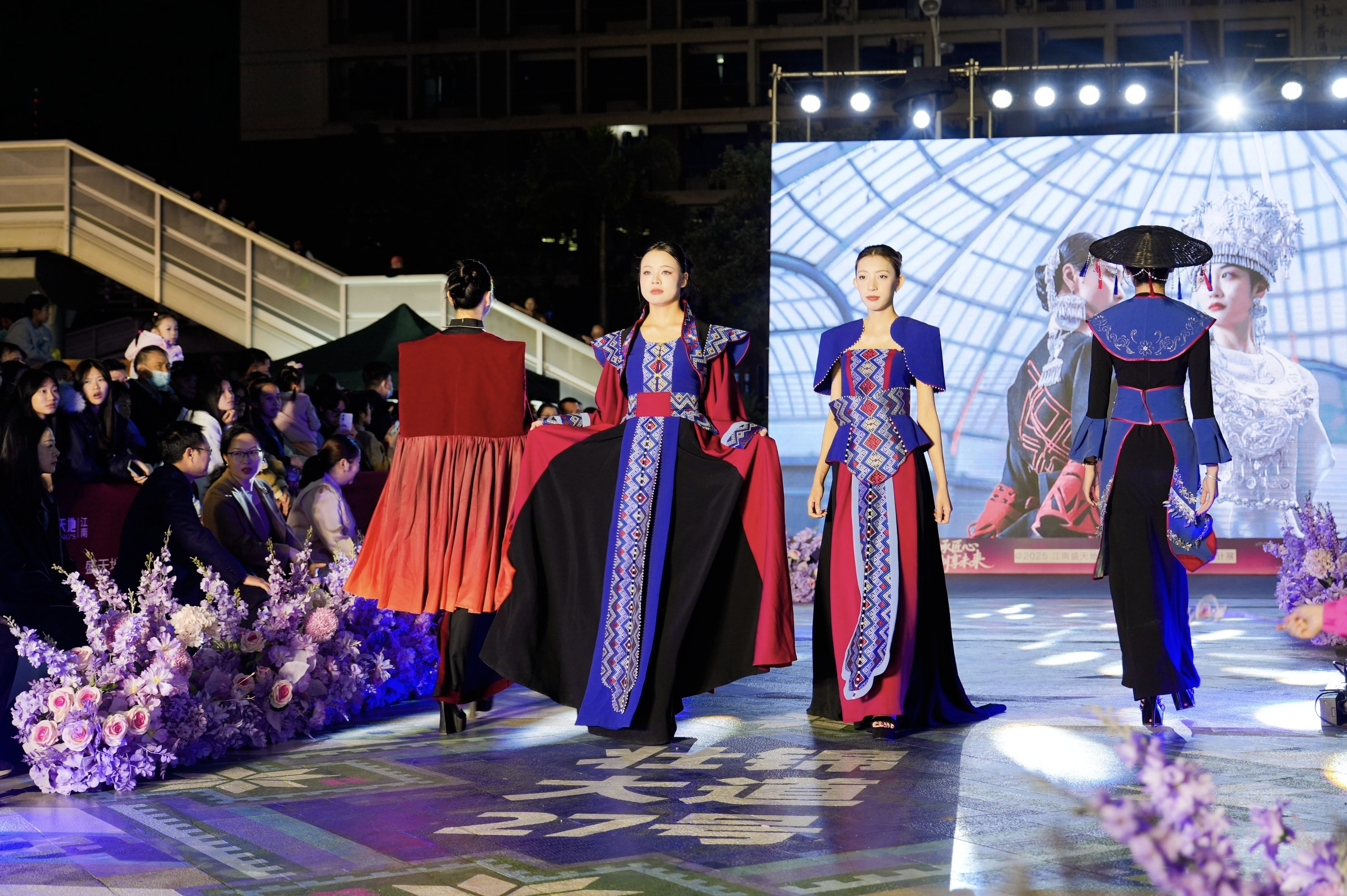 南宁职业技术大学:将课堂“搬”进商业街区