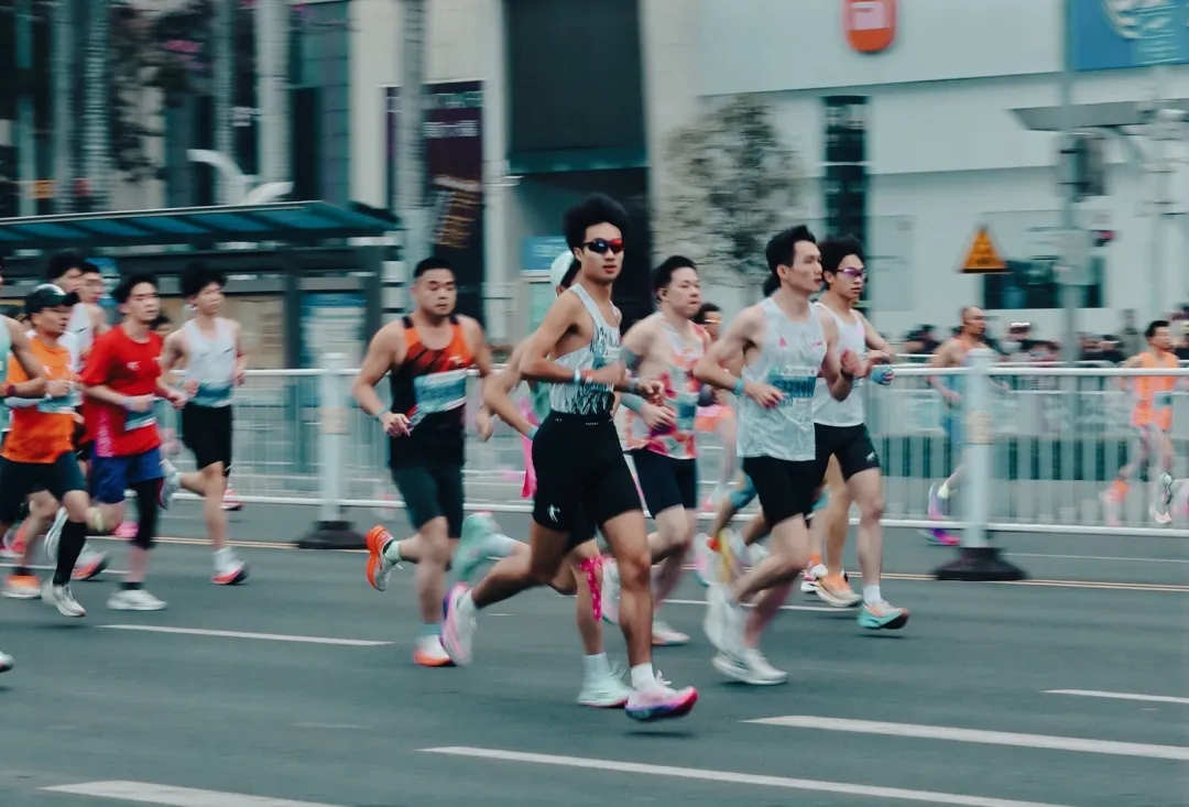 3.6万人竞逐2025南宁马拉松