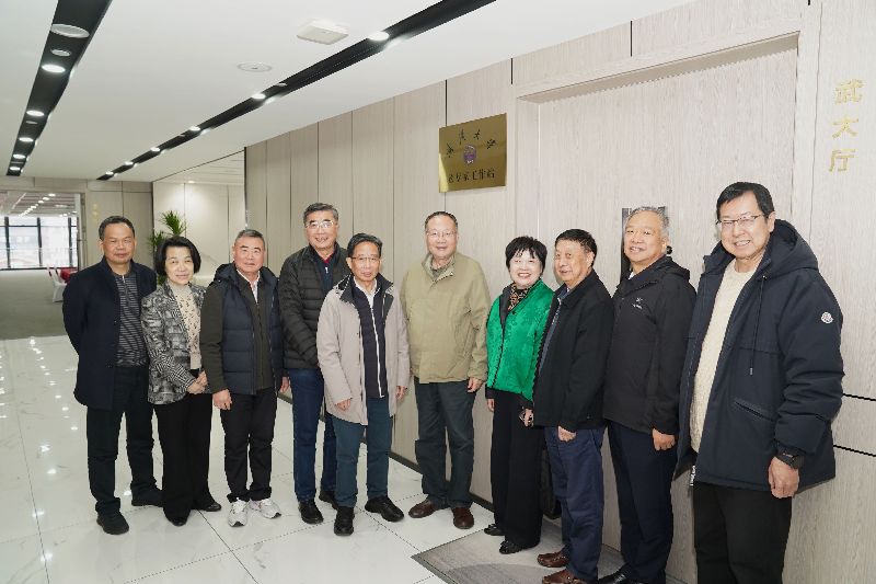 武汉大学老专家助力盛隆电气打造百年企业