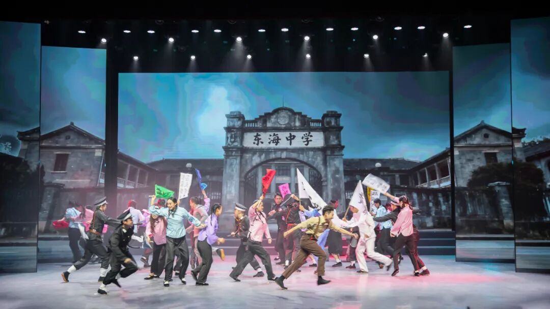 连云港举办“山海烽火·红色征程”沉浸式故事会 连云港举办“山海烽火·红色征程”沉浸式故事会