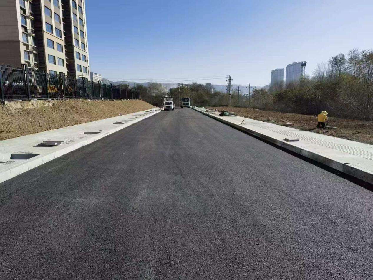 甘肃兰州红古区：以道路改造绘就民生新景