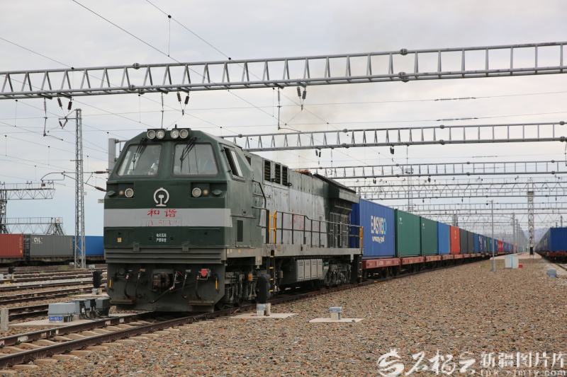 基础更稳 动能更强 活力更足——2025新疆经济高质量发展观察