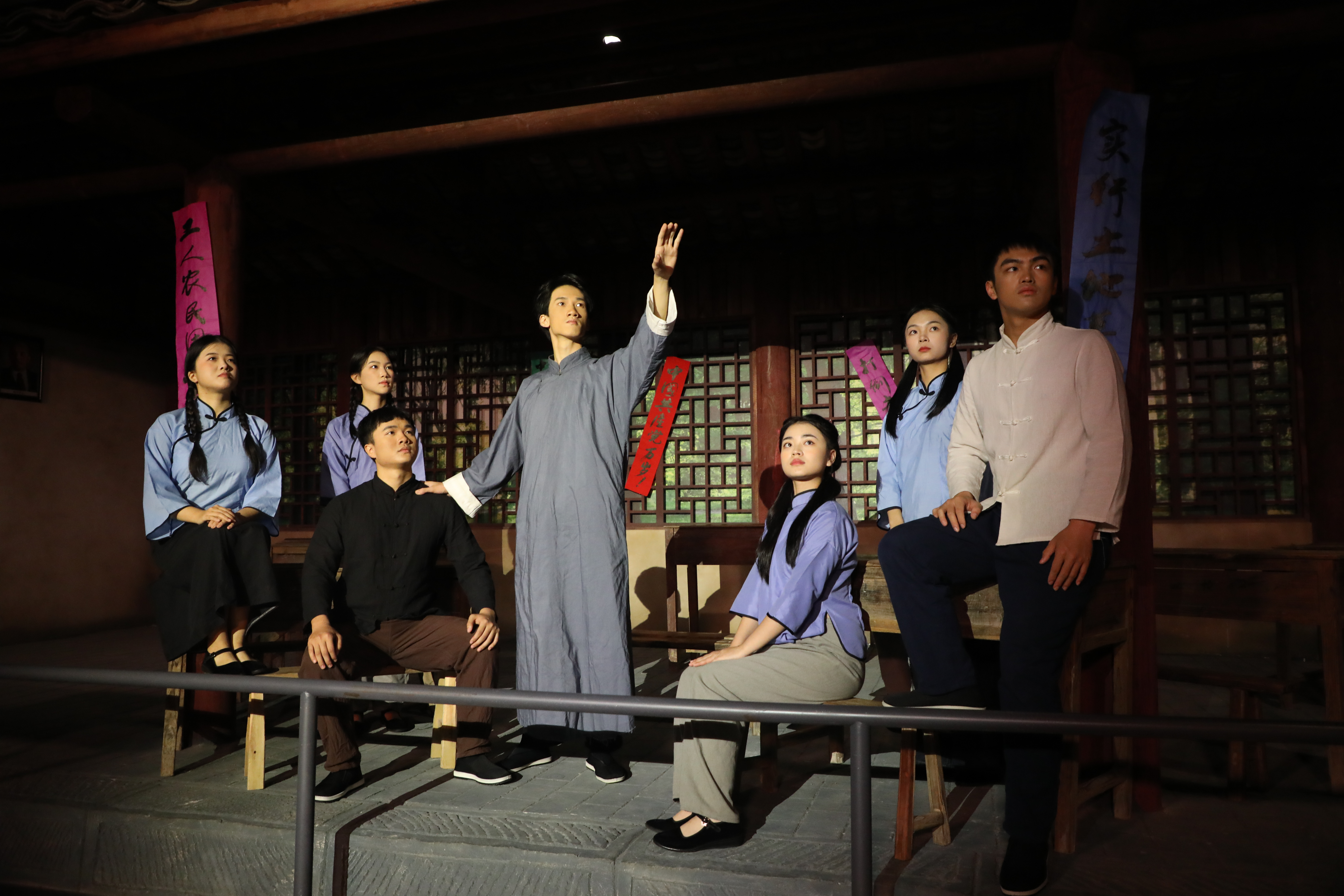 广西百色：沉浸式“大思政课”让历史“活”起来