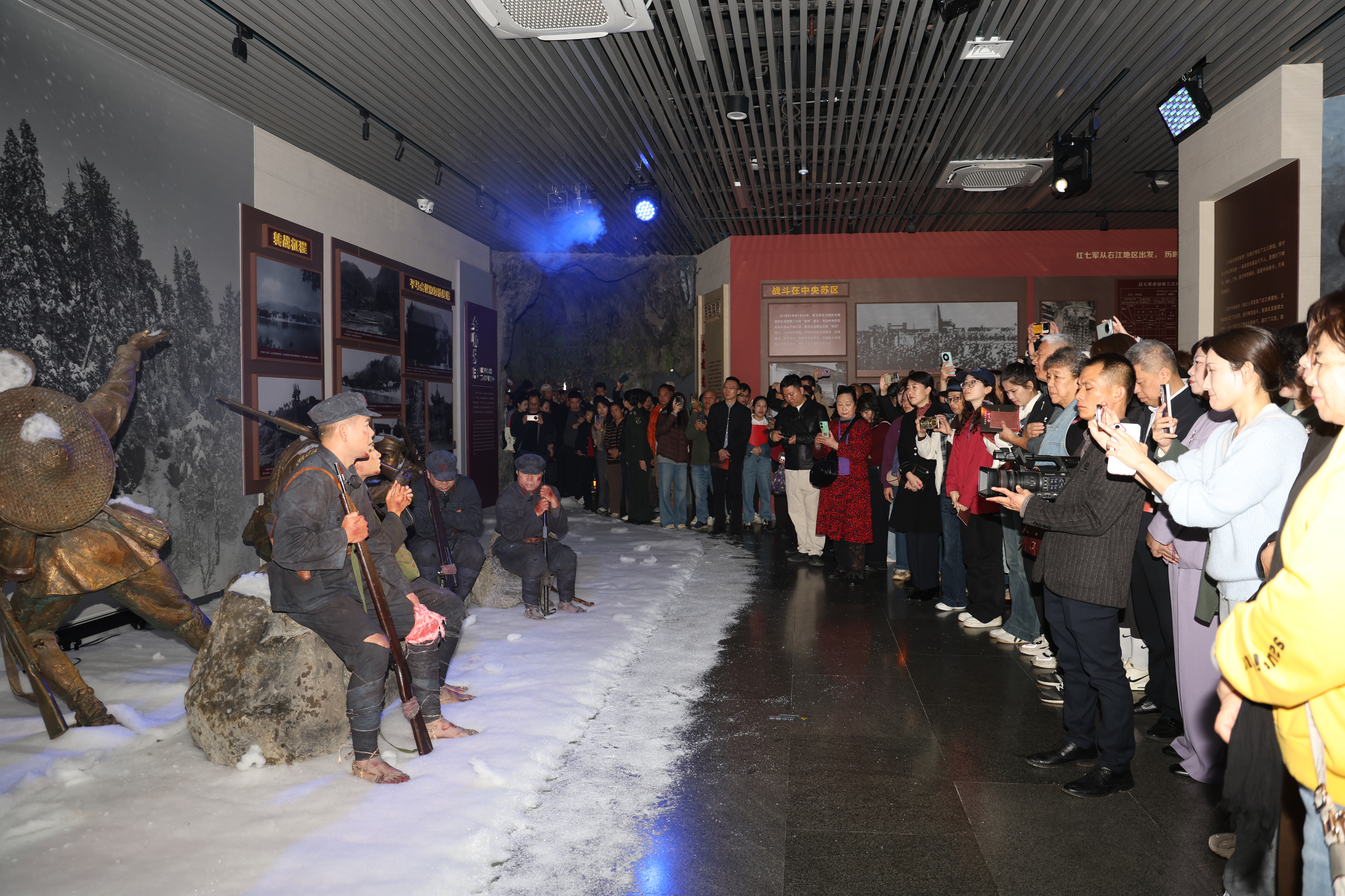 广西百色：沉浸式“大思政课”让历史“活”起来