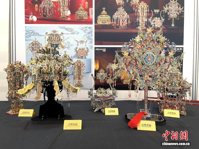 非遗为魂创意为笔 两岸及港澳青年竞巧思促交流