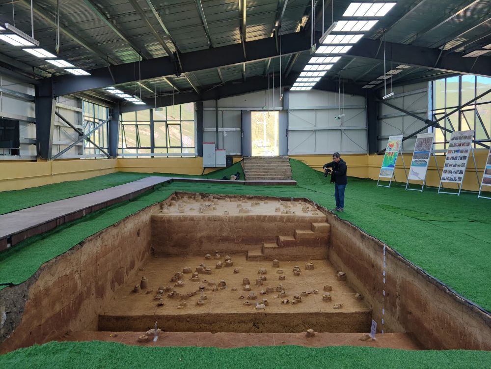 文明探源｜在青藏高原聆听22万年前的石头留言——走近四川稻城县皮洛遗址