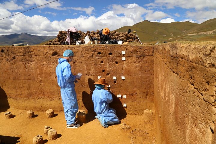 文明探源｜在青藏高原聆听22万年前的石头留言——走近四川稻城县皮洛遗址