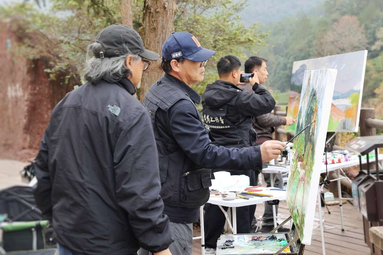 绿水青山入画来,21位闽籍著名艺术家赴福建南平采风 绿水青山入画来,21位闽籍著名艺术家赴福建南平采风