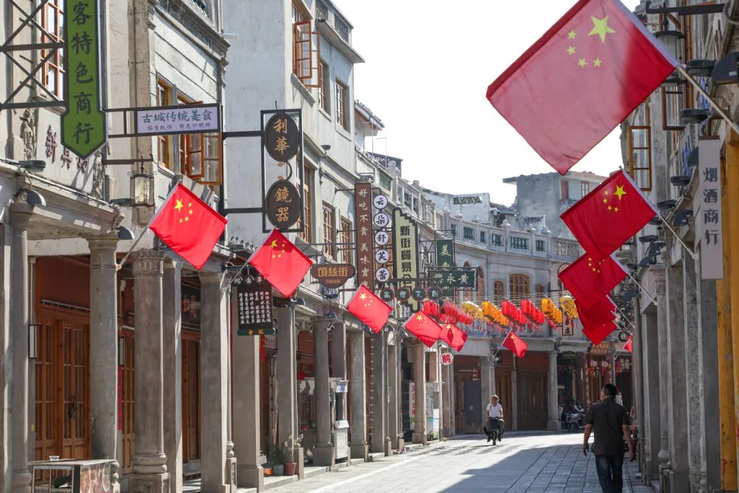 来揭阳就对了!玩什么吃什么看这里→ 711a76cc812f38ec1f0a3ae4721f7b9c.jpg