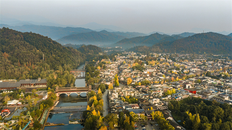 元旦春节到成都崇州逛“村糖会” 享乡村“甜蜜”之旅 街子古镇。崇州市委宣传部供图