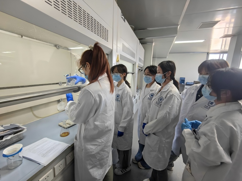 “园中校”实景赋能产教融合 重庆职校学子实现“学得会、用得上” “园中校”实景赋能产教融合 重庆职校学子实现“学得会、用得上”