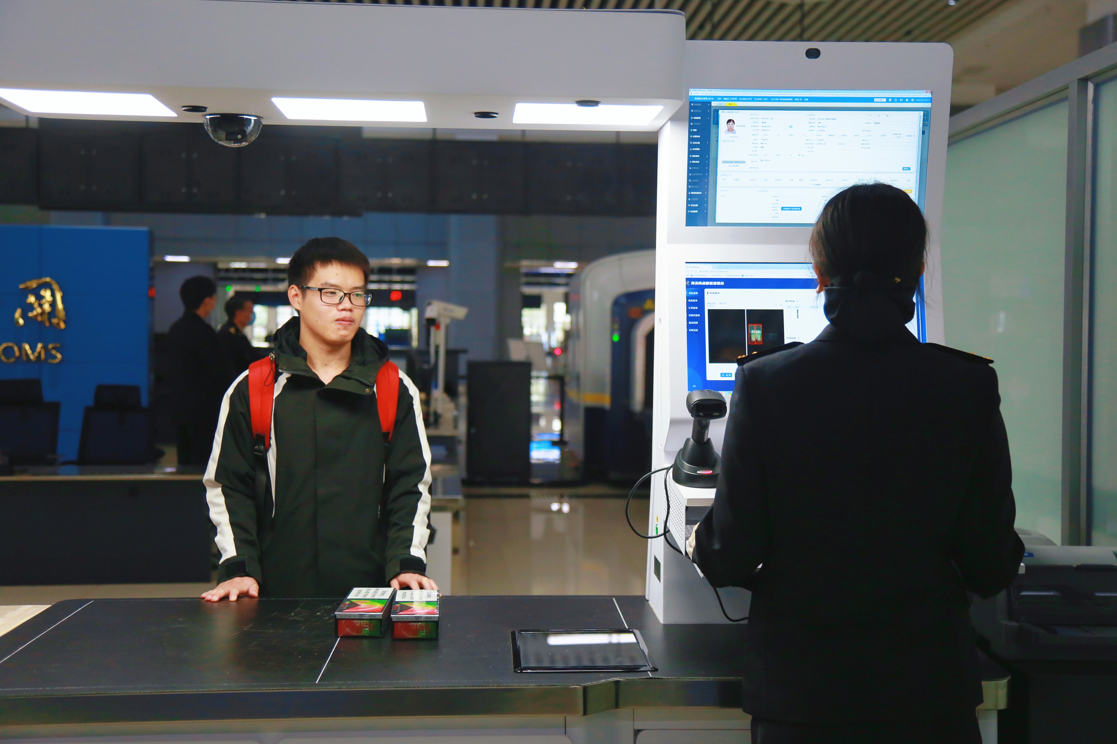 广西东兴口岸开启“三管贯通”智慧海关监管模式