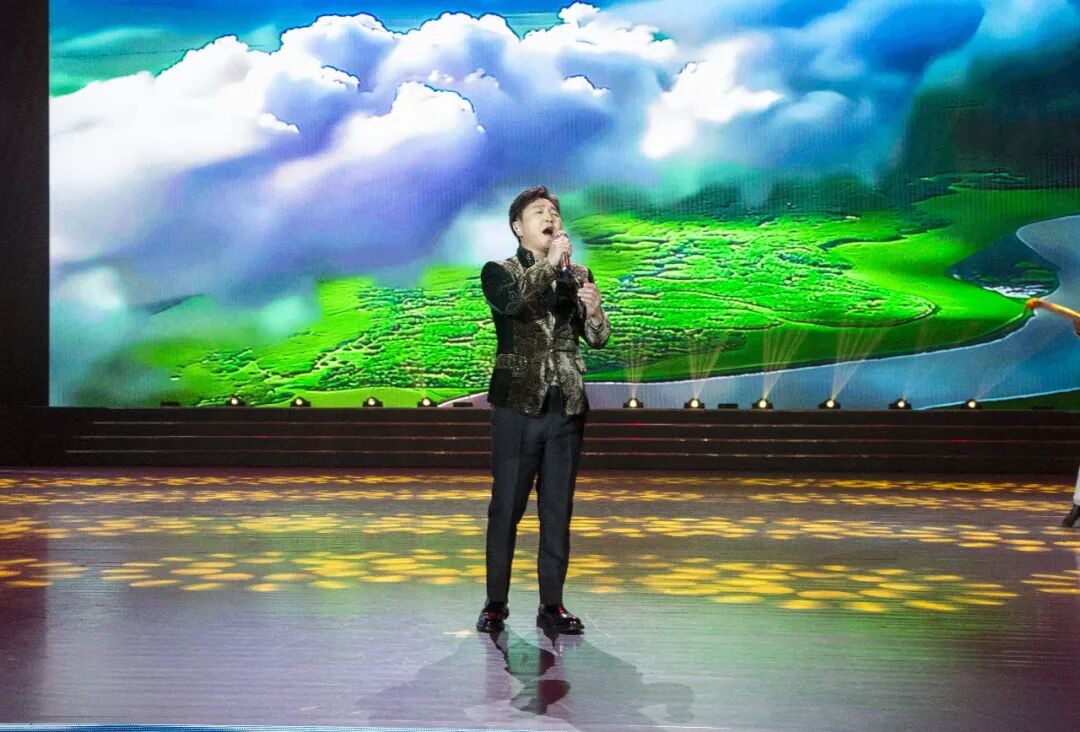 四地同心铸忠诚 擎旗奋进担使命 ——内蒙古自治区中部片区公安机关警务协作框架协议启动仪式暨共庆第六个中国人民警察节文艺汇演隆重举行