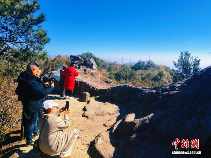 大圣信俗牵两岸 闽北古村焕新颜