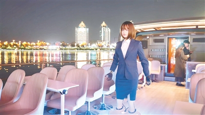 “郑州造”机器人赋能文旅新场景