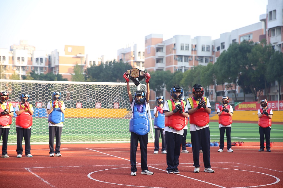 身体为先，成绩为末！重庆这所中学20年深耕体教融合的育人观察