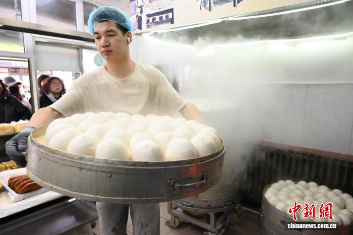 呼和浩特冬日里的民生温度 藏在烟火街巷间