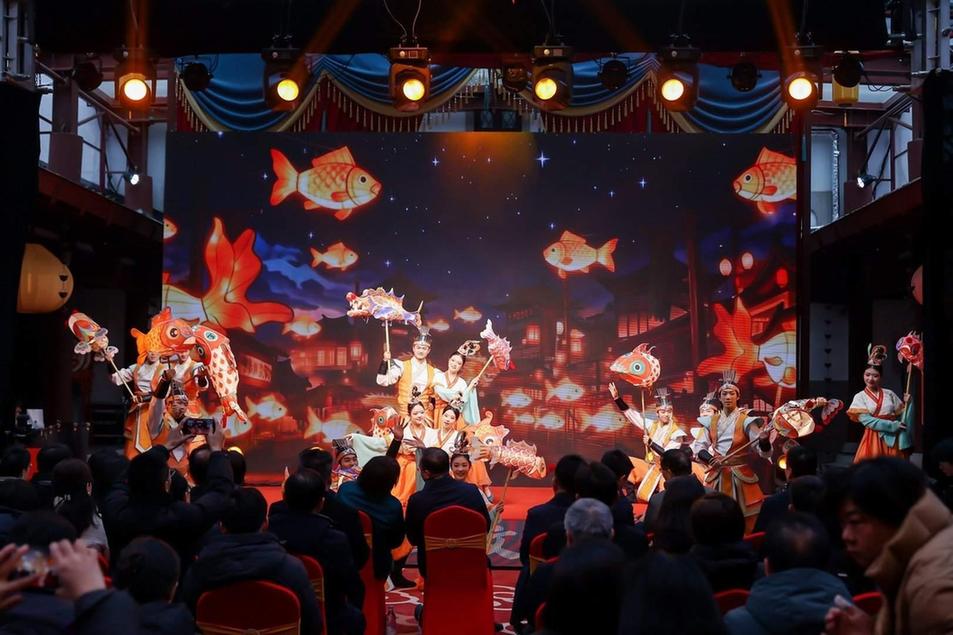 文化中国行｜一桥飞架处，“江汉揽胜”新