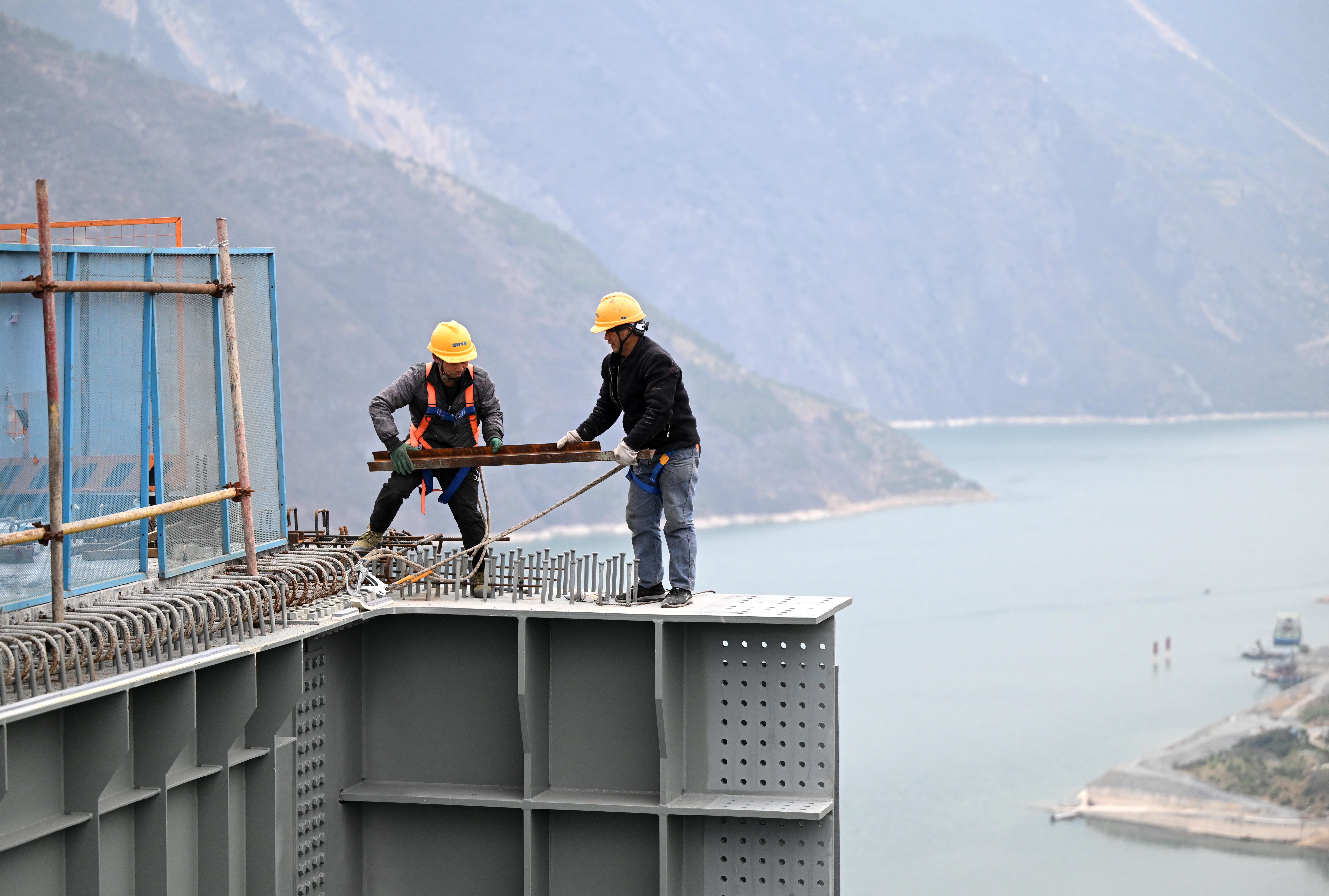 奉建高速大溪河特大桥即将合龙