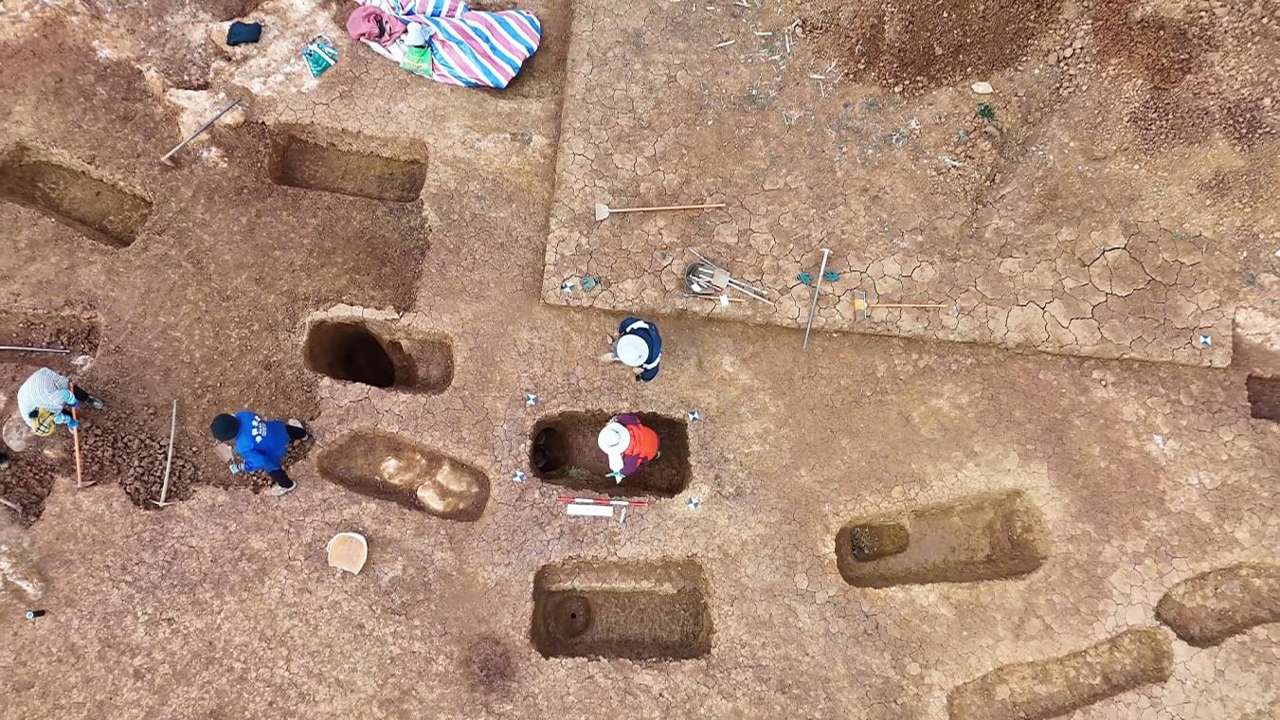 云南弥勒发现两千多年前的青铜工匠墓地 云南弥勒发现两千多年前的青铜工匠墓地