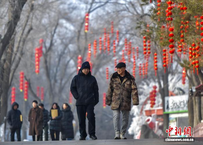 乌鲁木齐各大公园红红火火迎新春