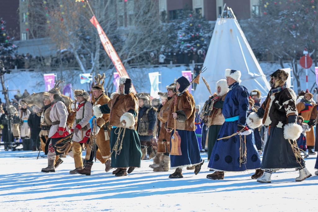 当大草原变身大雪原——看“热雪”燃动呼伦贝尔